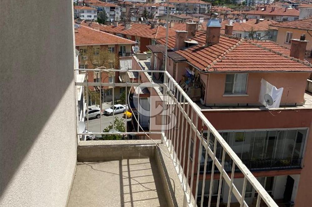 TUNALI HİLMİ CADDESİ İLE HACIYOLU CADDESİ KESİŞİMİNDE 3+1 KİRALIK DAİRE