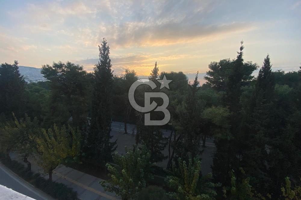 Alsancak Fuar Karşısı İçi Yenilenmiş Kiralık 3+1 Daire