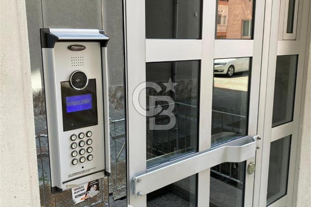 TUNALI HİLMİ CADDESİ İLE HACIYOLU CADDESİ KESİŞİMİNDE 3+1 KİRALIK DAİRE