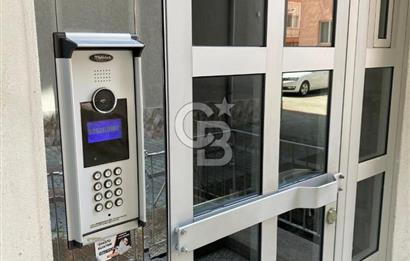 TUNALI HİLMİ CADDESİ İLE HACIYOLU CADDESİ KESİŞİMİNDE 3+1 KİRALIK DAİRE