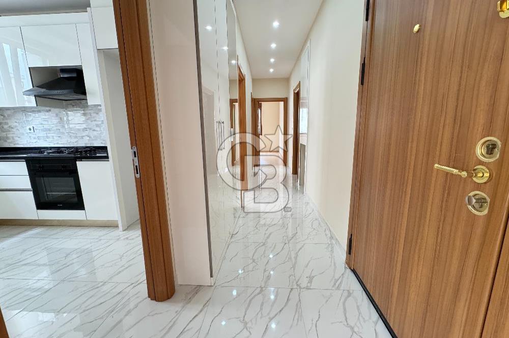 KADIKÖY MERDİVENKÖY MAHALLESİ KİRALIK 3+1 DAİRE