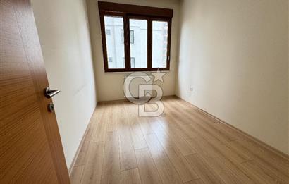 KADIKÖY MERDİVENKÖY MAHALLESİ KİRALIK 3+1 DAİRE