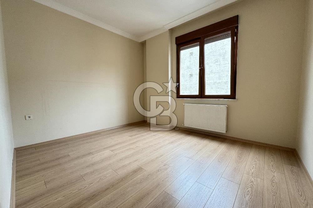 KADIKÖY MERDİVENKÖY MAHALLESİ KİRALIK 3+1 DAİRE