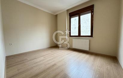 KADIKÖY MERDİVENKÖY MAHALLESİ KİRALIK 3+1 DAİRE