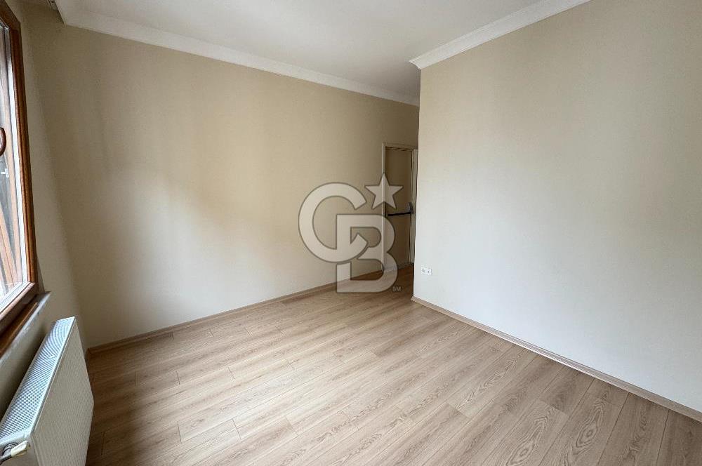 KADIKÖY MERDİVENKÖY MAHALLESİ KİRALIK 3+1 DAİRE