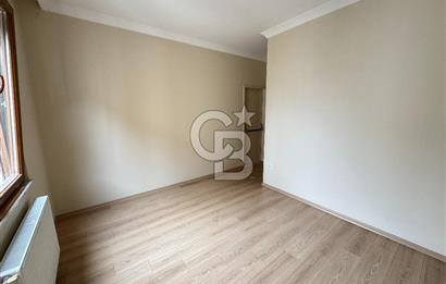KADIKÖY MERDİVENKÖY MAHALLESİ KİRALIK 3+1 DAİRE