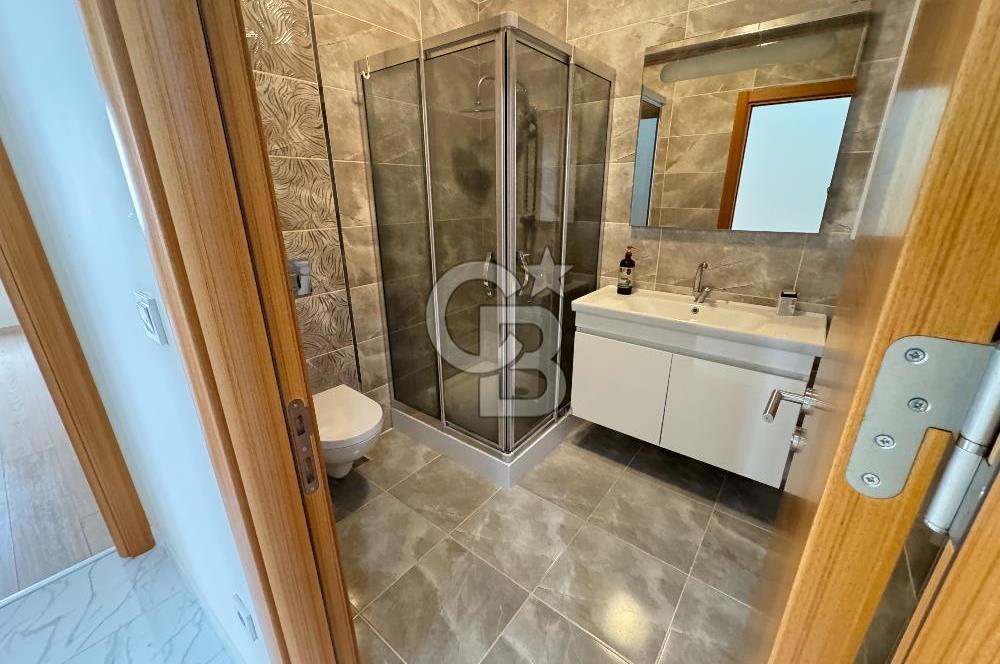 KADIKÖY MERDİVENKÖY MAHALLESİ KİRALIK 3+1 DAİRE
