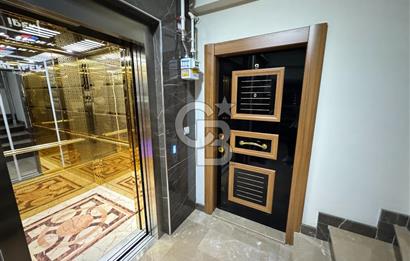 KADIKÖY MERDİVENKÖY MAHALLESİ KİRALIK 3+1 DAİRE