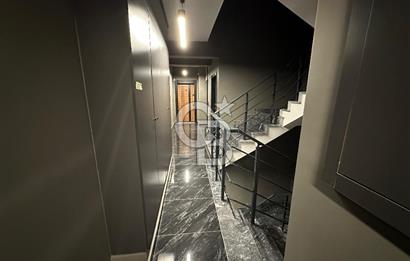 ÇİĞLİ BALATÇIK'TA BLACK SUITS II SİTESİNDE SATILIK KÖŞE DAİRE
