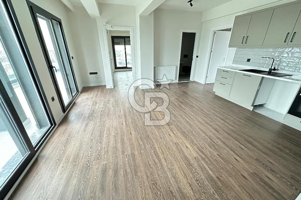 ÇİĞLİ BALATÇIK'TA BLACK SUITS II SİTESİNDE SATILIK KÖŞE DAİRE