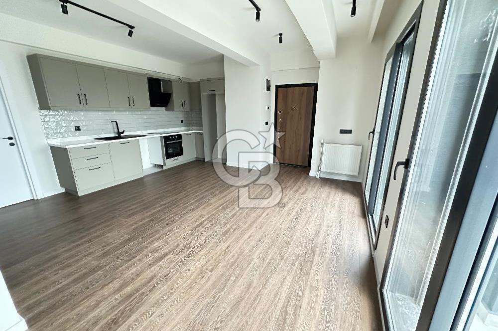 ÇİĞLİ BALATÇIK'TA BLACK SUITS II SİTESİNDE SATILIK KÖŞE DAİRE