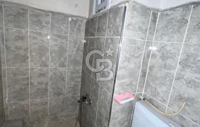 Aksaray Yusufpaşa tramvay durağı karşısında 60 m2 satılık teraslı daire