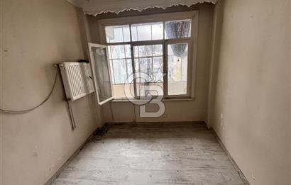 Aksaray Yusufpaşa tramvay durağı karşısında 70 m2 satılık daire