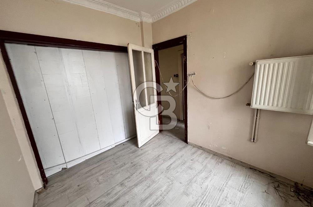 Aksaray Yusufpaşa tramvay durağı karşısında 70 m2 satılık daire