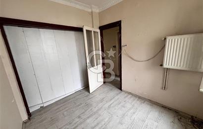 Aksaray Yusufpaşa tramvay durağı karşısında 70 m2 satılık daire