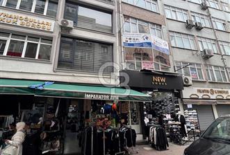 Aksaray Yusufpaşa tramvay durağı karşısında 70 m2 satılık daire