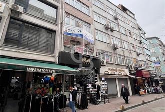 Aksaray Yusufpaşa tramvay durağı karşısında 70 m2 satılık daire