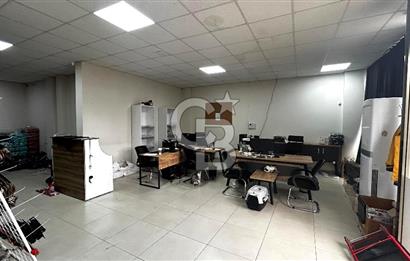 Karşıyaka Anadolu Caddesi Yakını 3 Katlı 450 m2 Kiralık Dükkan Ofis&Büro