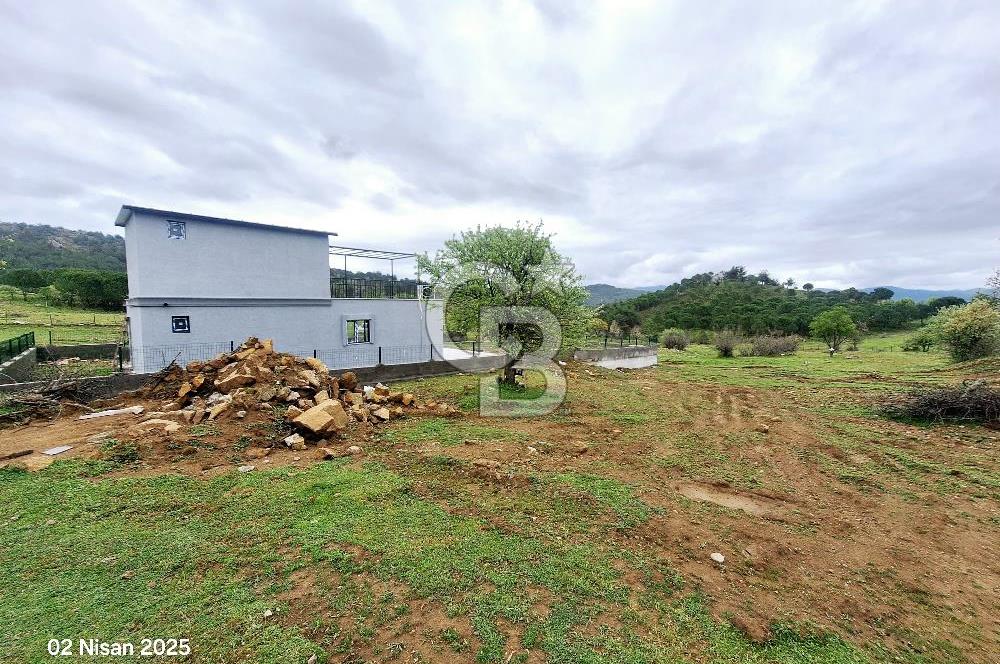 Ayvalık Hacıvelliler'de Satılık 521 m² Yatırımlık Villa Arsası 