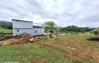 Ayvalık Hacıvelliler'de Satılık 521 m² Yatırımlık Villa Arsası 