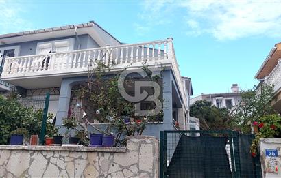 ÇEŞME ALAÇATI MERKEZ DE KİRALIK 3+1 BAHÇELİ VİLLA