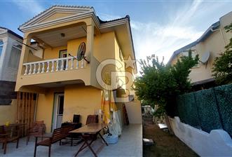 ÇEŞME ALAÇATI MERKEZ DE KİRALIK BAHÇELİ DUBLEKS DAİRE