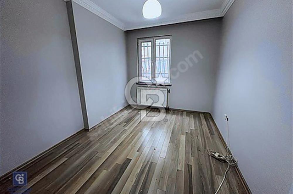 3+1 FOR RENT IN THE MOST CENTRAL LOCATION OF KADIKÖY, 2 STEPS TO MARMARA