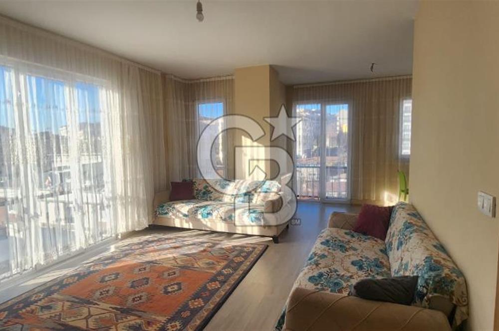 MALTEPE AYDINEVLER SİTEDE E-5 YAKINI SATLIK  DUBLEX DAİRE
