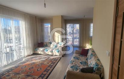 MALTEPE AYDINEVLER SİTEDE E-5 YAKINI SATLIK  DUBLEX DAİRE