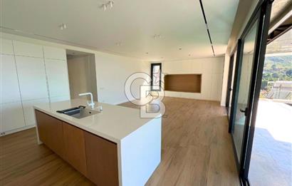 YENİFOÇA ÖZEL TASARIM HAVUZLU 4+1 SATILIK VİLLA