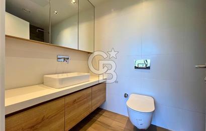 YENİFOÇA ÖZEL TASARIM HAVUZLU 4+1 SATILIK VİLLA