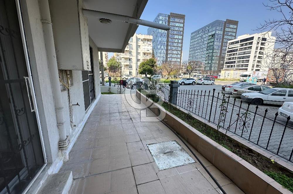 METROPOL VE MEDİKAL POİNT HAST. YAKINI YENİGİRNE'DE 3+1 DAİRE