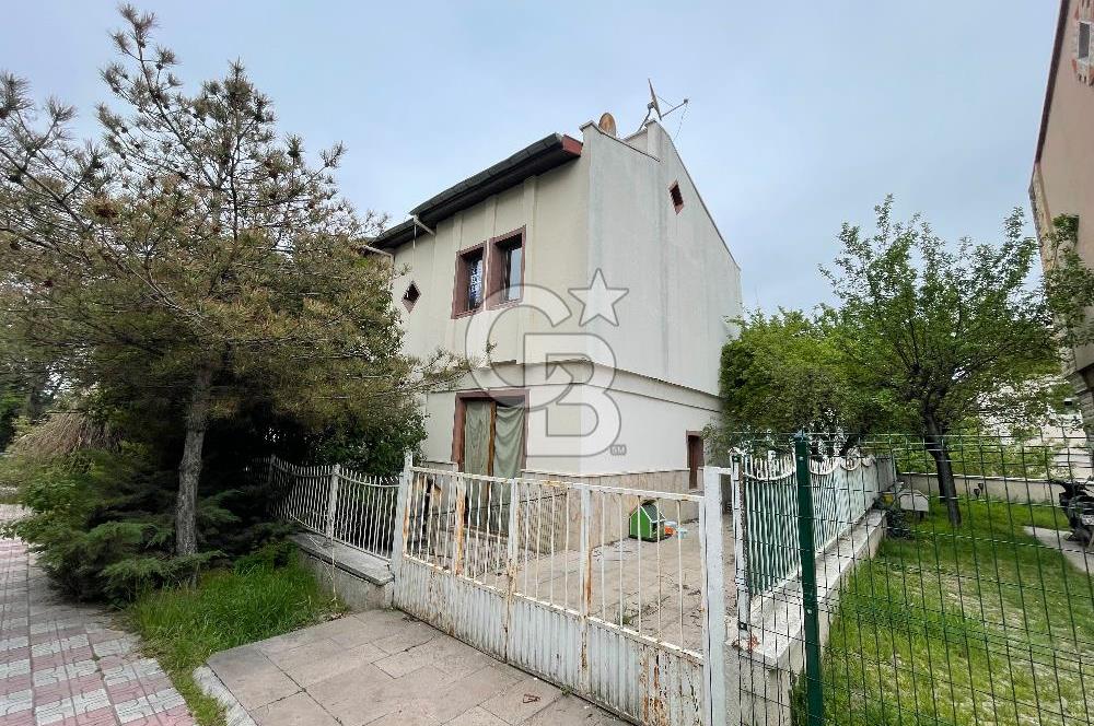 Barış sitesinde satılık tam müstakil A tipi villa