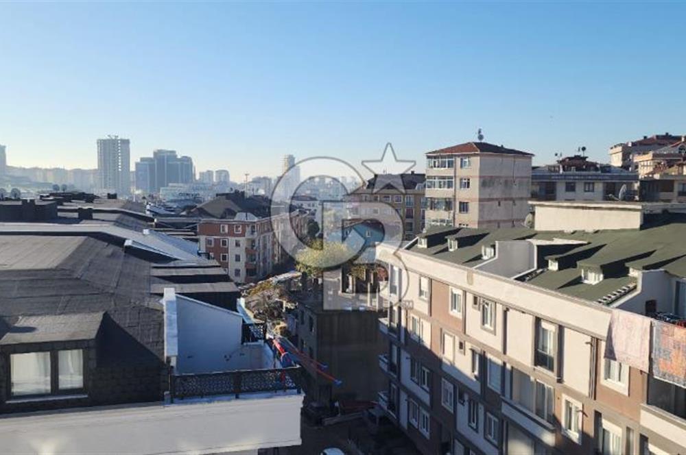 MALTEPE AYDINEVLER SİTEDE E-5 YAKINI SATLIK  DUBLEX DAİRE