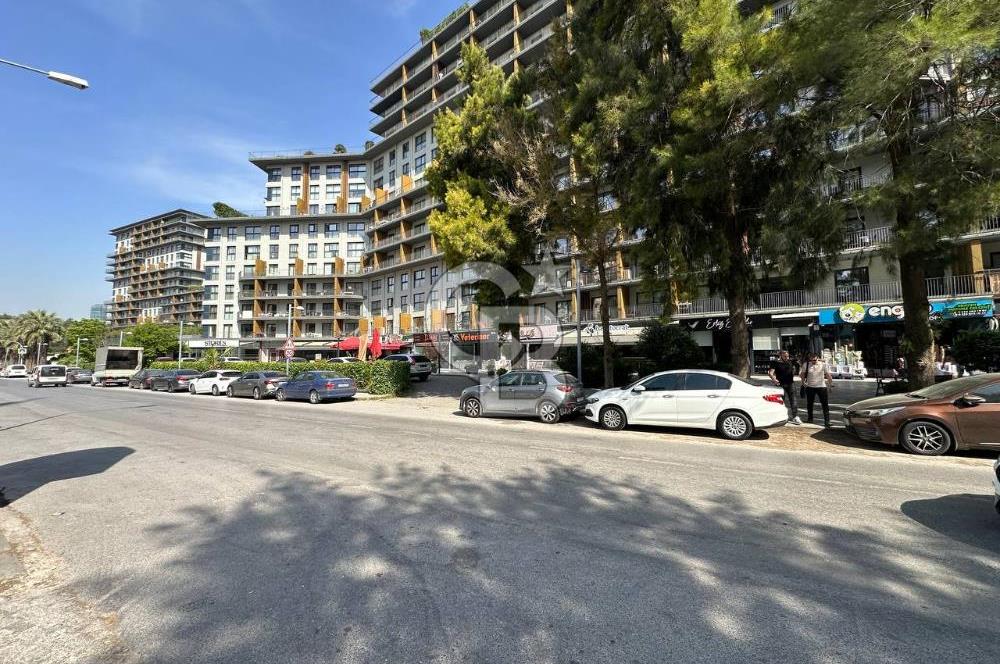 Bornova Kazımdirikte Folkart Life Sitesinde Kiralık Dükkan