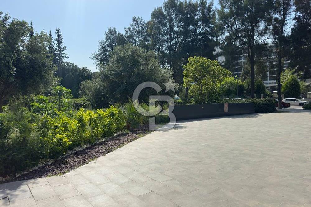 Bornova Kazımdirikte Folkart Life Sitesinde Kiralık Dükkan