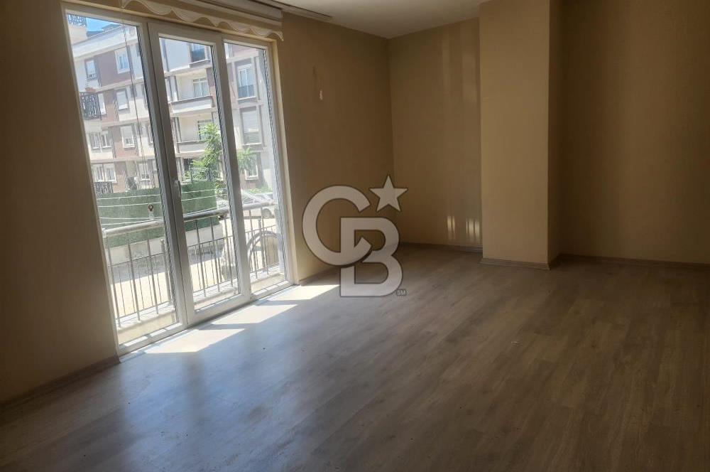 MALTEPE AYDINEVLER E-5 YAKINI SİTEDE 2+1 SATILIK DAİRE 