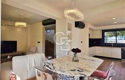 Tek Yetkili Kıbrıs Girne Çatalköy de Özel Dekore Edilmiş Satılık 3+1 Lüks Villa