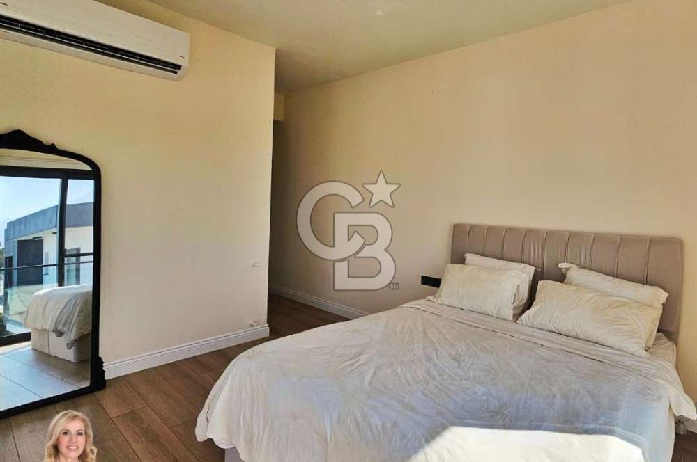 Tek Yetkili Kıbrıs Girne Çatalköy de Özel Dekore Edilmiş Satılık 3+1 Lüks Villa