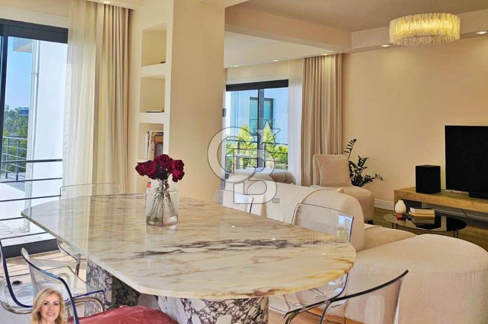 Tek Yetkili Kıbrıs Girne Çatalköy de Özel Dekore Edilmiş Satılık 3+1 Lüks Villa