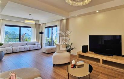 Tek Yetkili Kıbrıs Girne Çatalköy de Özel Dekore Edilmiş Satılık 3+1 Lüks Villa