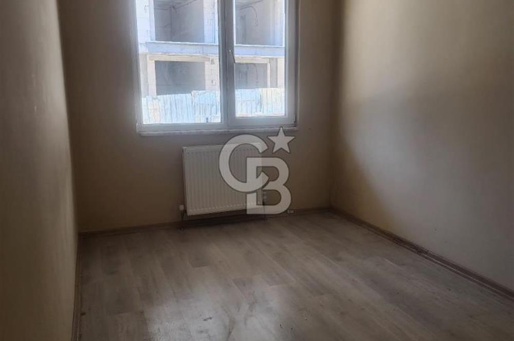 MALTEPE AYDINEVLER E-5 YAKINI SİTEDE 2+1 SATILIK DAİRE 