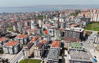Beylikdüzü Adnan Kahveci’de 205m2 Satılık Dükkan