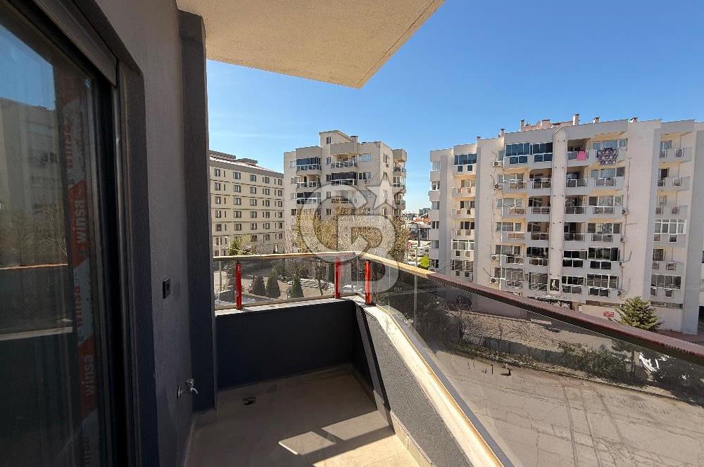 ÇİĞLİ BALATÇIK SİTE İÇİNDE 2+1 SATILIK SIFIR DAİRE