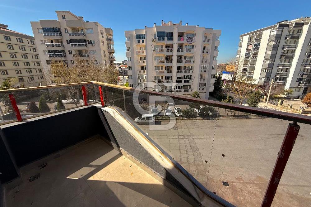 ÇİĞLİ BALATÇIK SİTE İÇİNDE 2+1 SATILIK SIFIR DAİRE