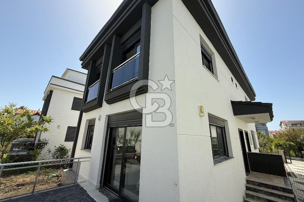 ALİAĞA YENİŞAKRAN SATILIK 2+1 BAHÇELİ DUBLEKS VİLLA