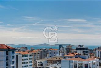 FENERYOLU'NDA BAĞDAT CAD.YAKIN DENİZ MANZARALI 6+2 DUBLEKS DAİRE