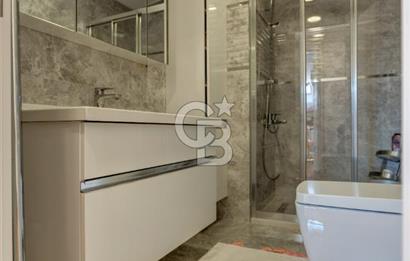 FENERYOLU'NDA BAĞDAT CAD.YAKIN DENİZ MANZARALI 6+2 DUBLEKS DAİRE