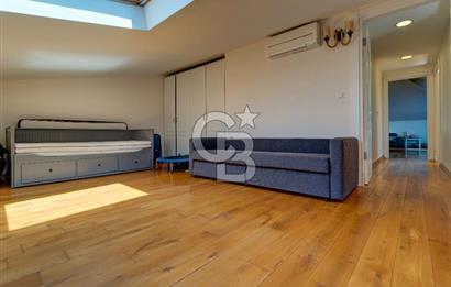 FENERYOLU'NDA BAĞDAT CAD.YAKIN DENİZ MANZARALI 6+2 DUBLEKS DAİRE
