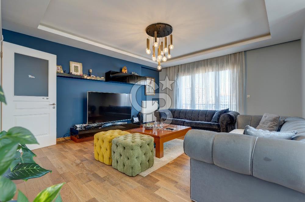 FENERYOLU'NDA BAĞDAT CAD.YAKIN DENİZ MANZARALI 6+2 DUBLEKS DAİRE